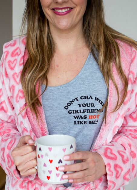 Valentine's Day Gifts for her Under $50 | theblueeyeddove.com